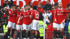 prediksi skor manchester united vs aston villa